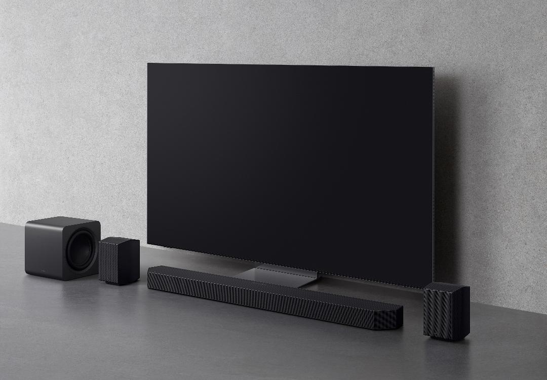 Soundbar Samsung Tipe HW-Q990F Analisis Konten Real Time Berkat Fitur Active Voice Amplifier Pro