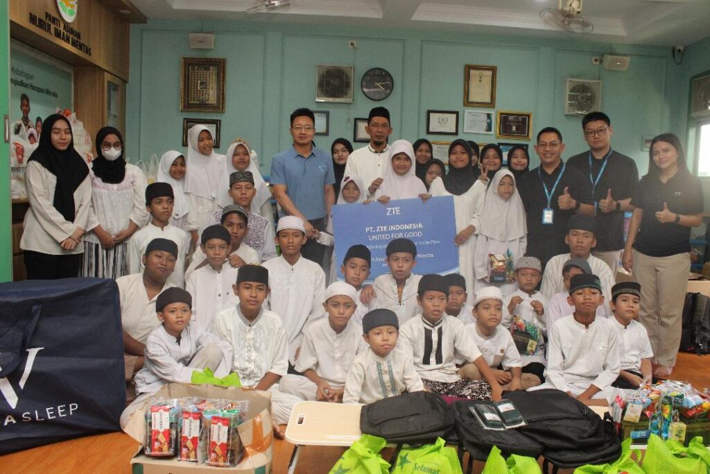 ZTE Beri Hidangan Berbuka Puasa Untuk Anak Panti Asuhan Nurul Iman Mentas